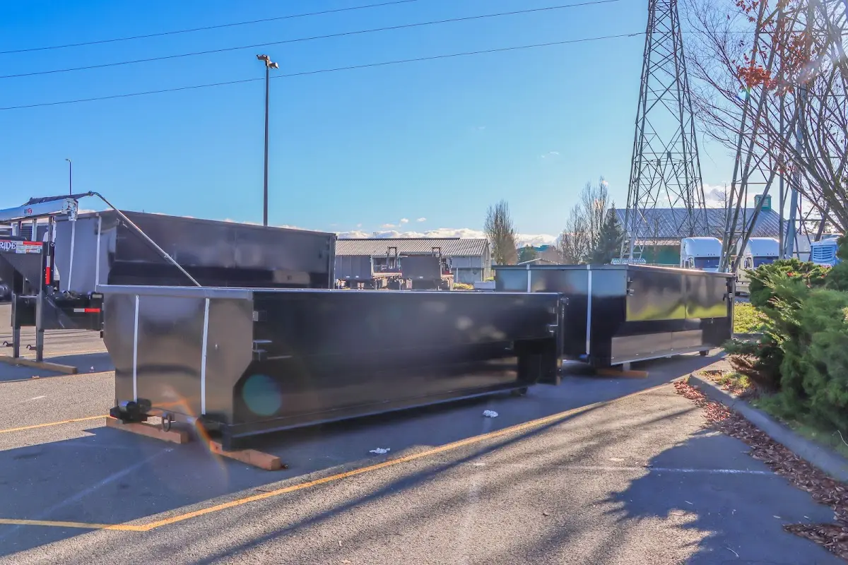 Professional dumpster rental and junk removal service in Bee Ridge